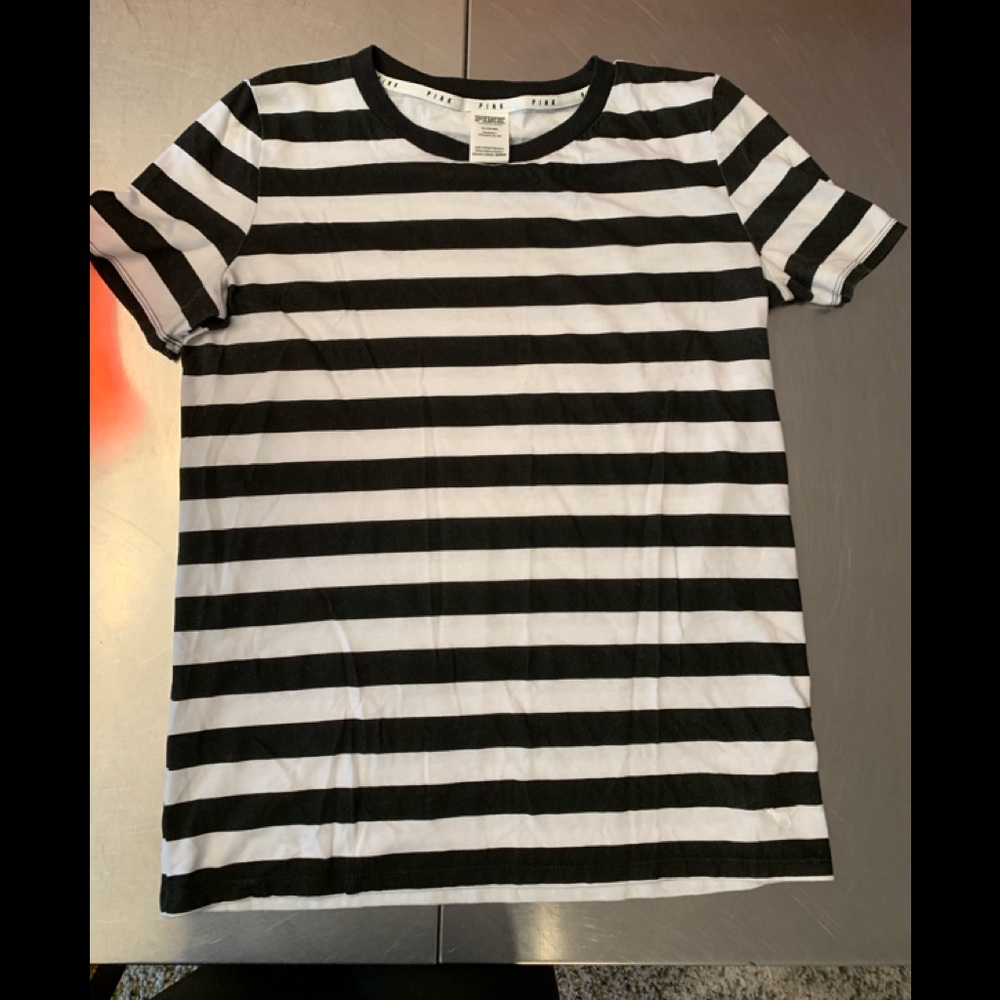 Victoria’s Secret Pink T-Shirt Size L